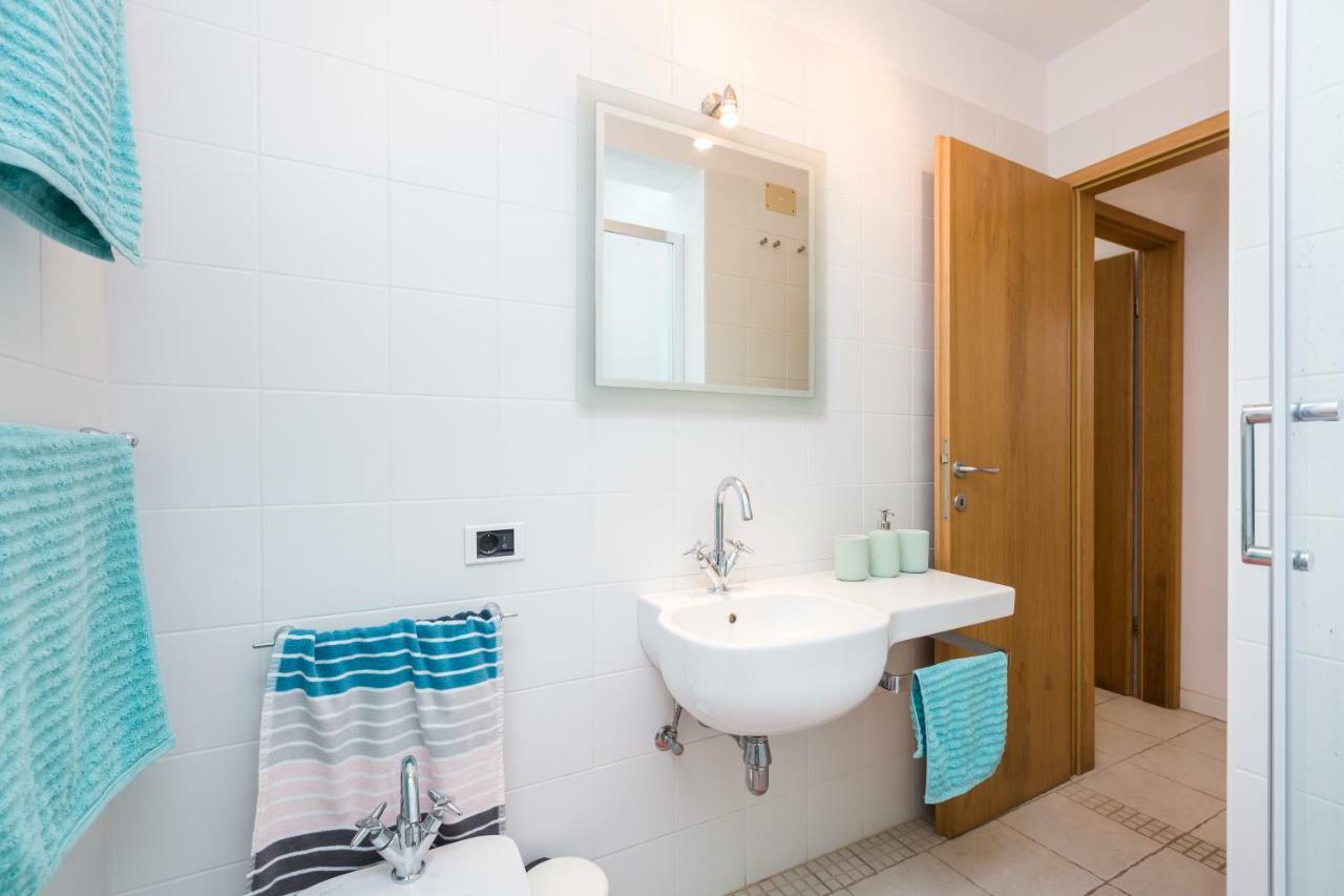 Apartments Antje Veli Lošinj Eksteriør billede