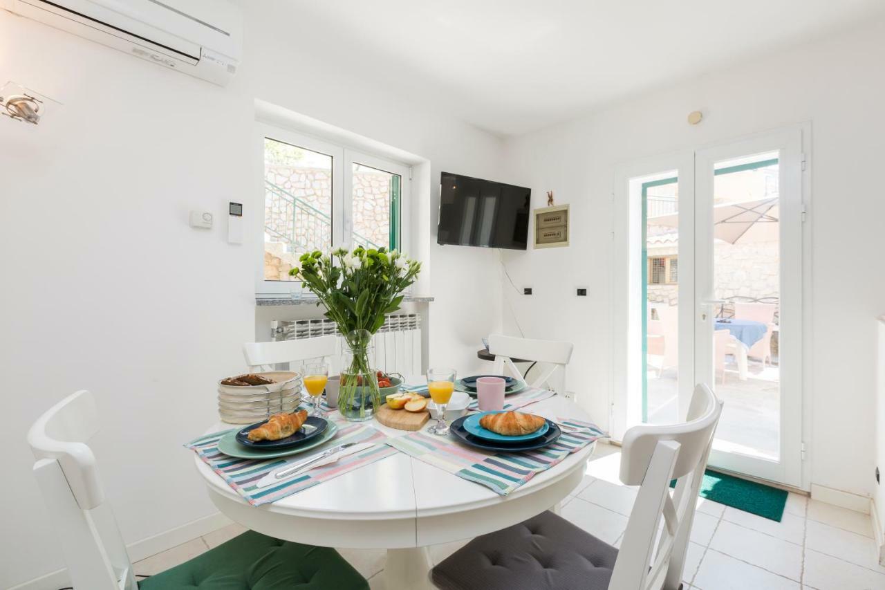 Apartments Antje Veli Lošinj Eksteriør billede
